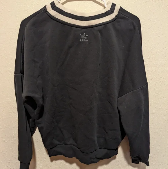 Adidas Women’s Black Spell-Out Sweatshirt Size Small Vneck Varsity - Picture 5 of 6